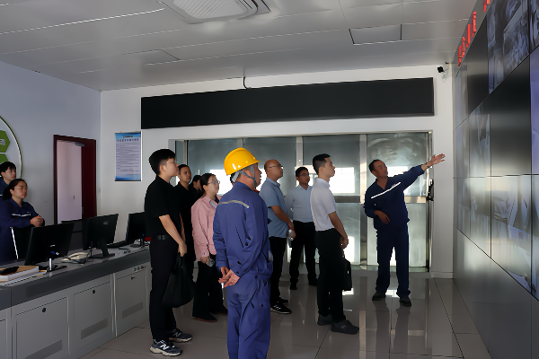 “好風憑借力”——福建省級幫扶組蒞臨三明海中開展監管執法